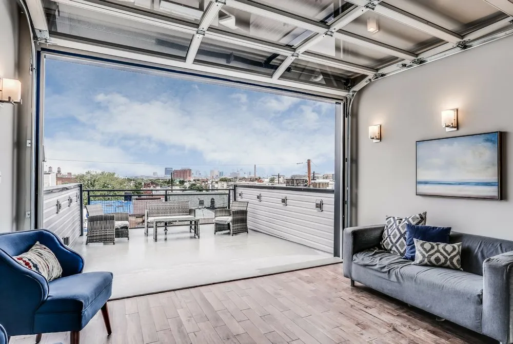 Slide of Iconic Builders