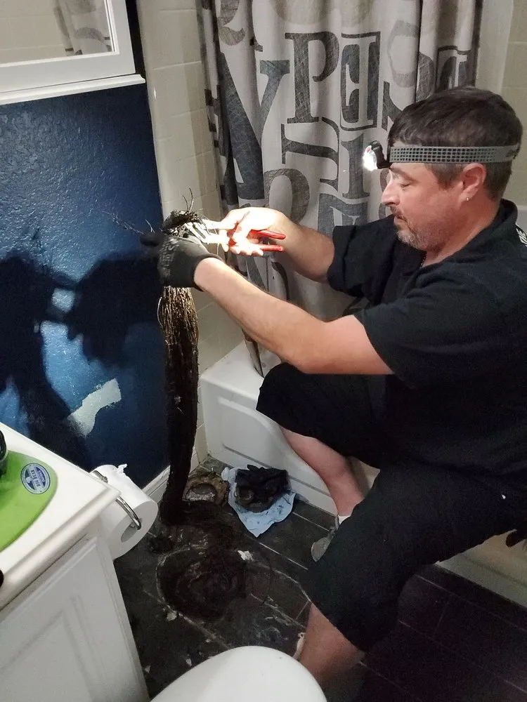 Slide of Iconic Plumbing Services