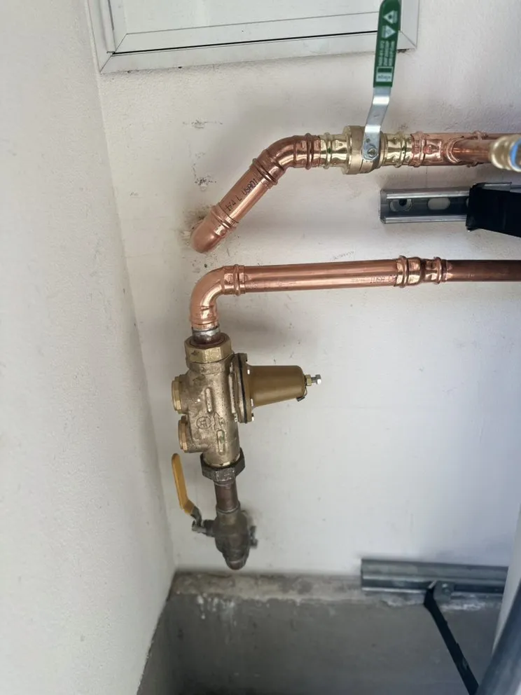 Slide of Iconic Plumbing solutions