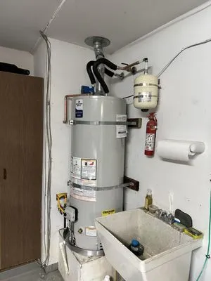 IDR Plumbing & Sewer Service Logo