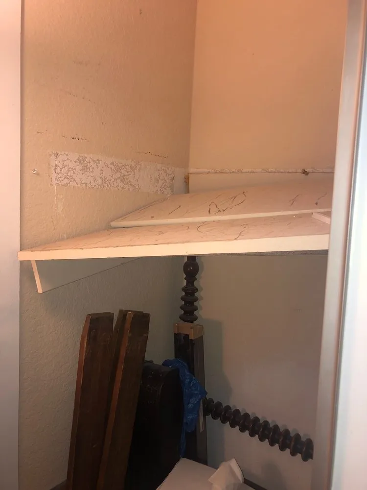 Slide of Iggy's Handyman Service