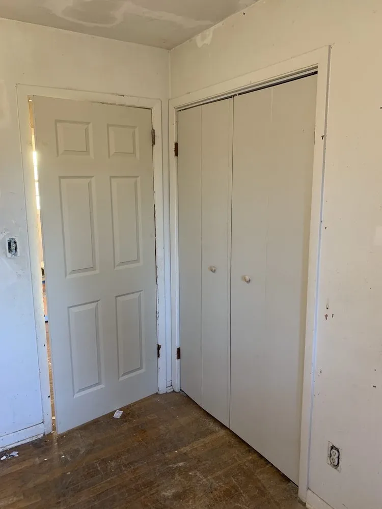 Slide of Igorivanco Handyman