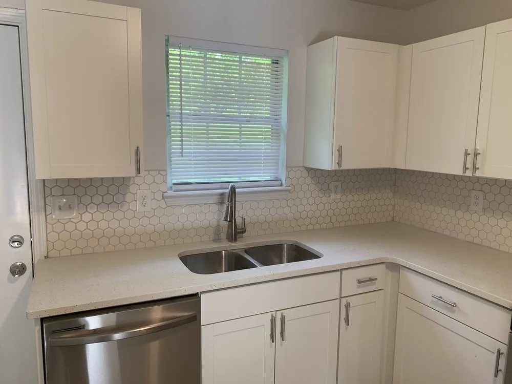 Slide of Igorivanco Handyman