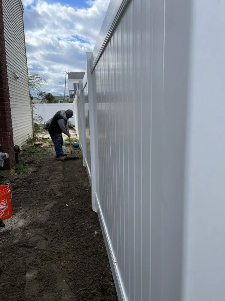 Slide of I&J Renovations