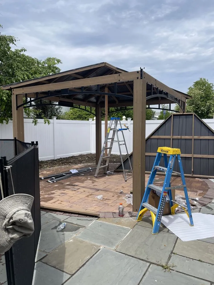 Slide of I&J Renovations