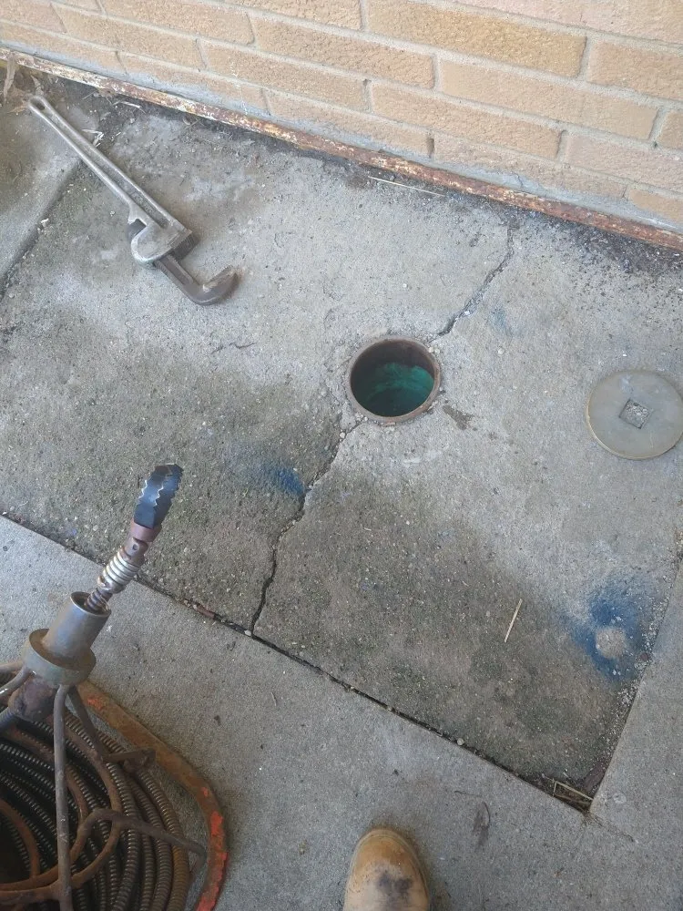 Slide of Illi Sewer Services