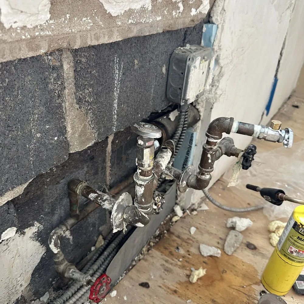 Trusted water heater service experts serving Queens, NY - Illyrian Service Group