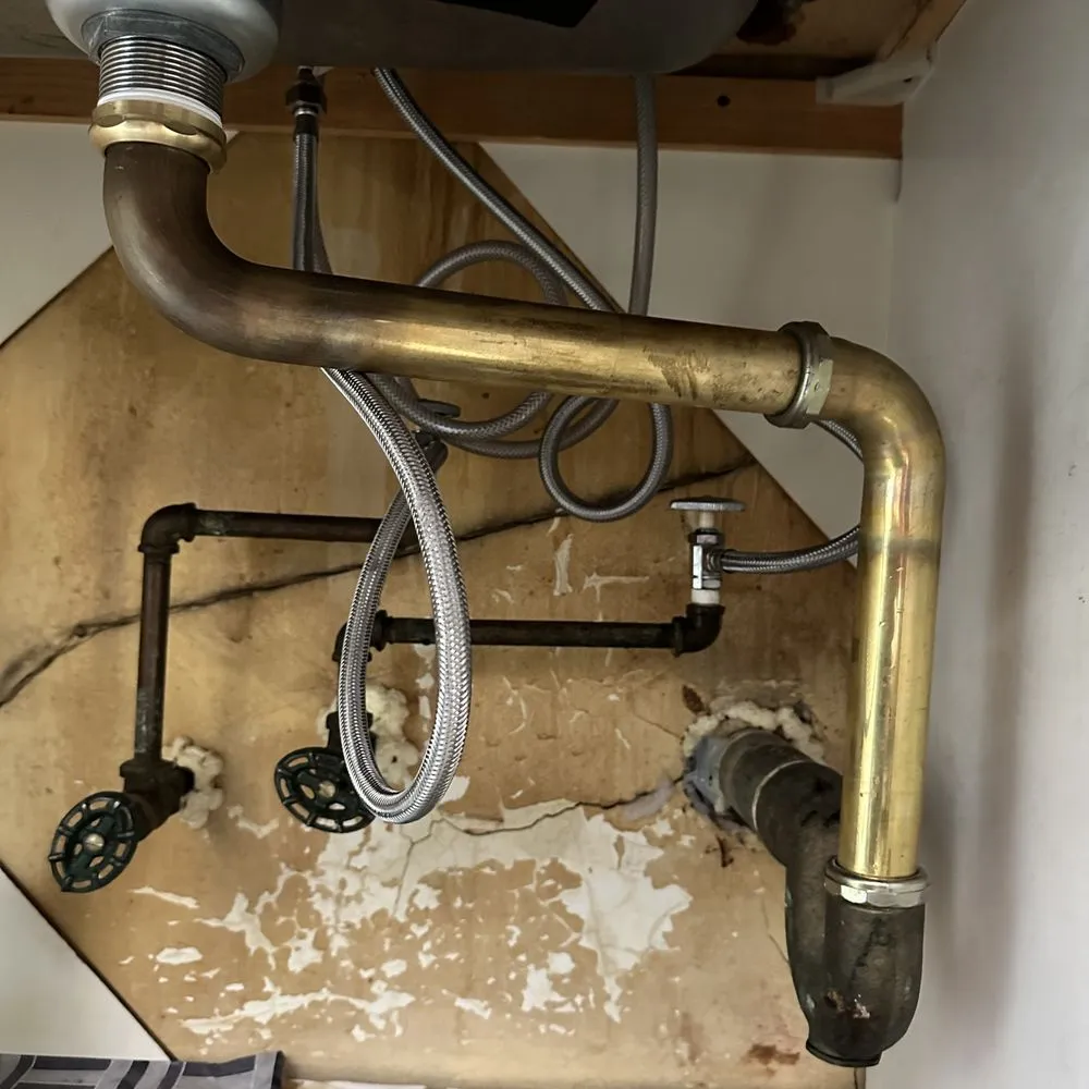 Slide of Illyrian Service Group