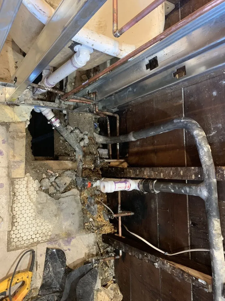 Expert emergency plumbing service in Bronx, NY - In & Out Construction