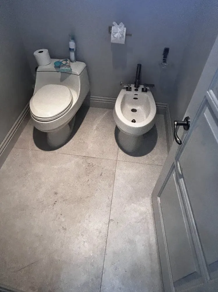 Slide of In n Out Construction