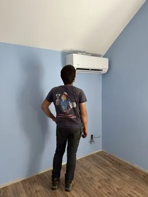 Indoor Expert Heating and Cooling Logo