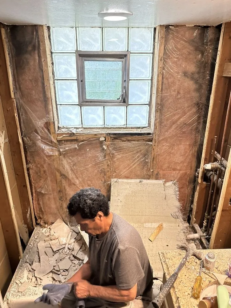 Slide of I.N.I Renovations