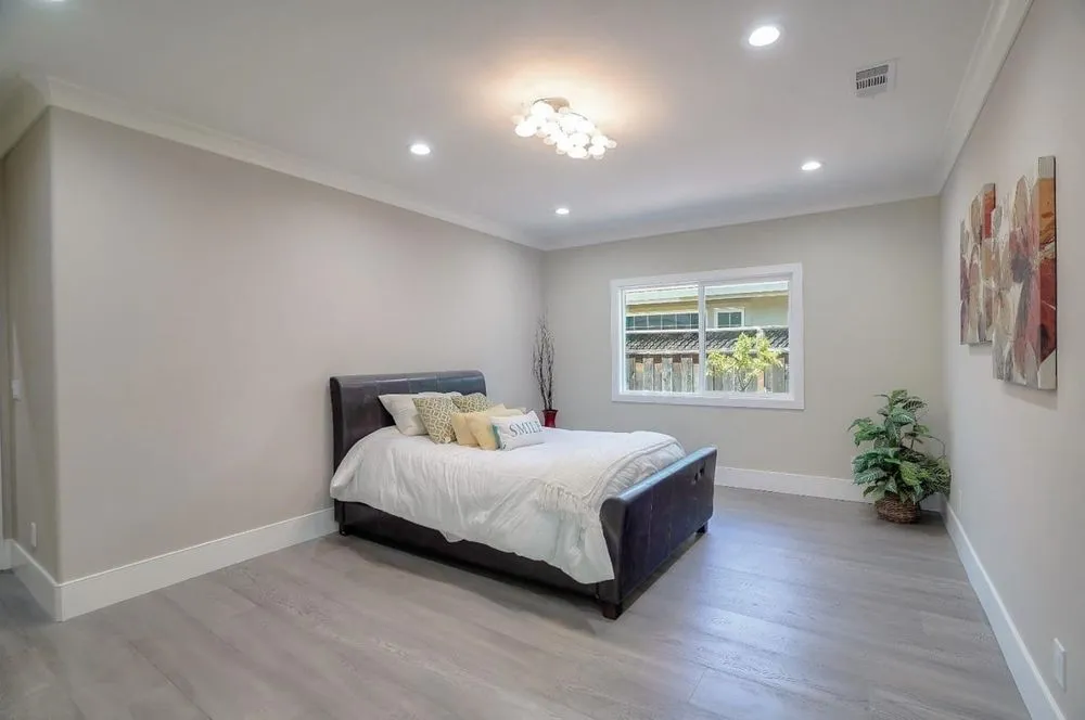 Slide of Innopowerline