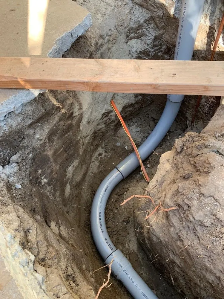 Slide of Innopowerline