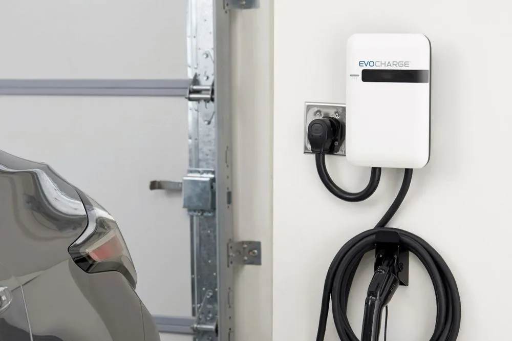 Slide of Innovative A-Z Construction & Design