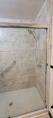 Innovative Baths Logo