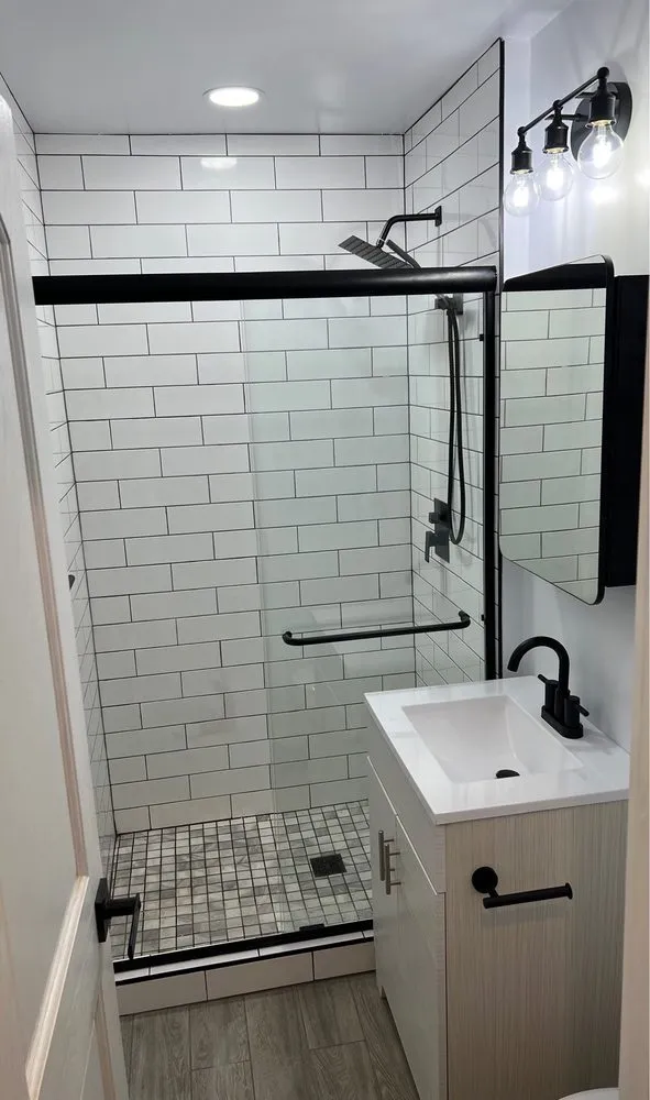 Slide of Irek Wszeborowski Construction