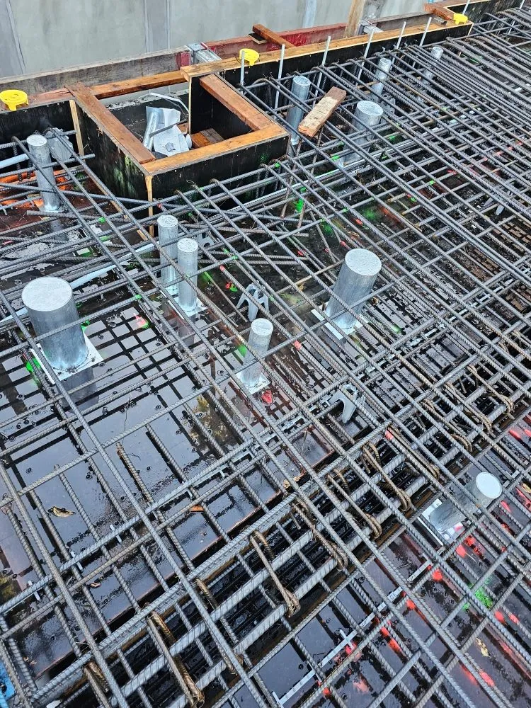 Slide of Iron Plumbing GT