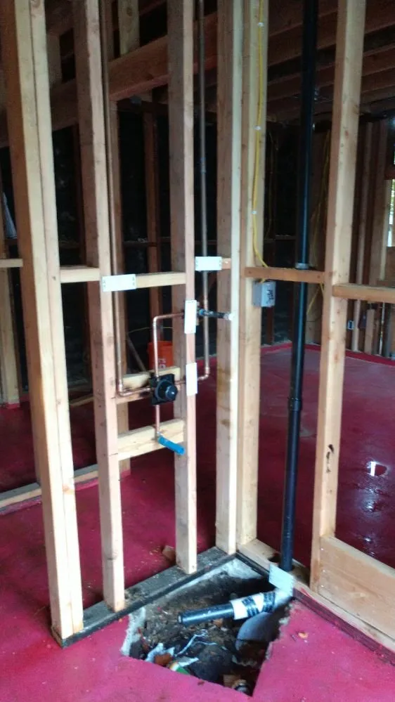 Expert drain cleaning for homes in Los Angeles, CA by Iron Plumbing GT