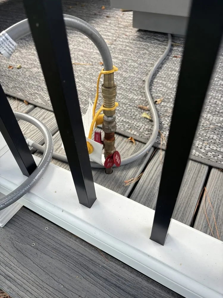 Slide of Island Contracting