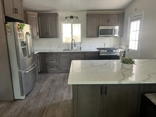 Islands Water Damage and Restoration Logo