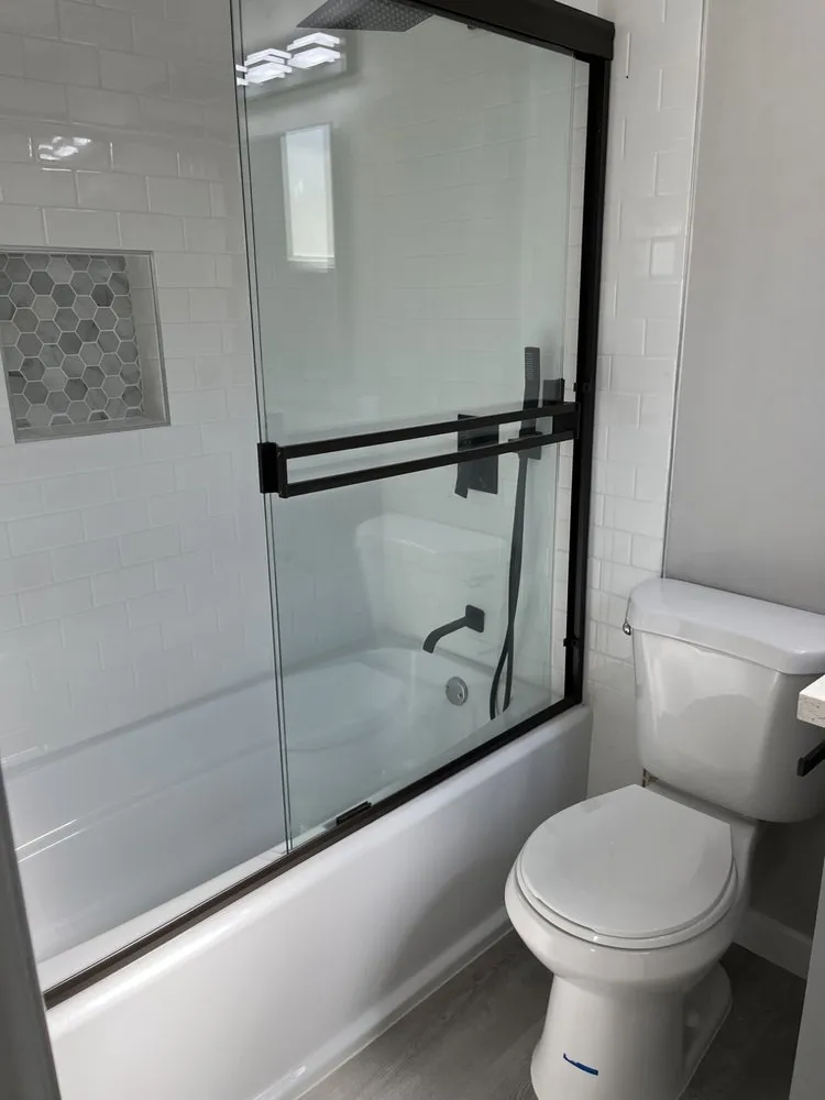 Slide of Islas PH Services