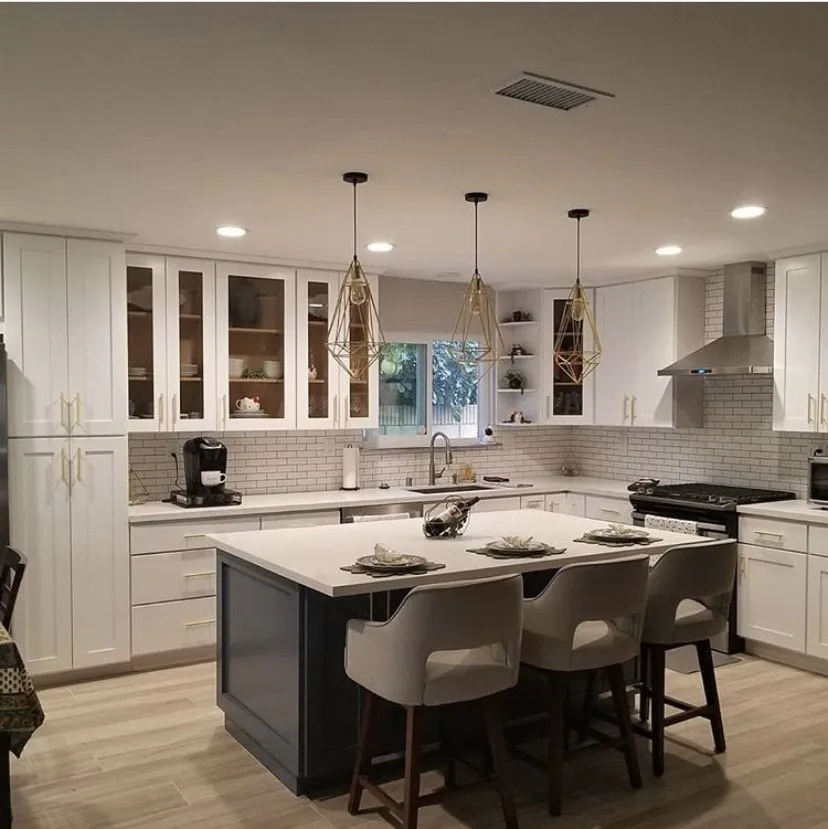 Slide of Islas PH Services