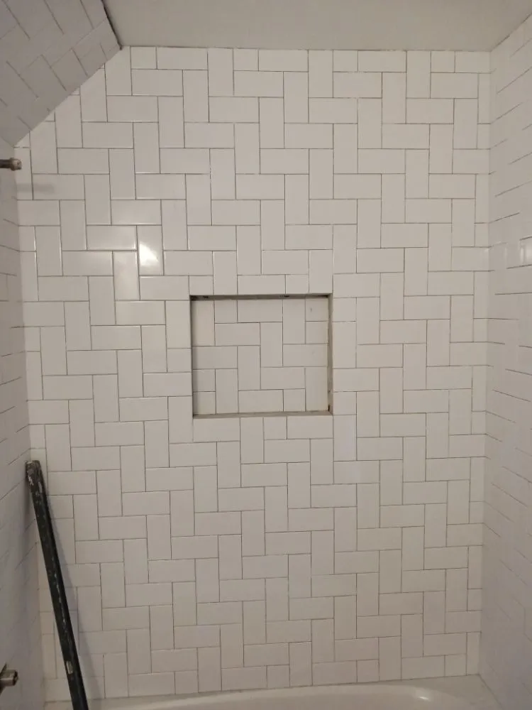 Slide of Ismael Ceramics and Porcelain Installations