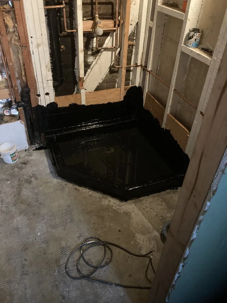 Slide of Issa Construction