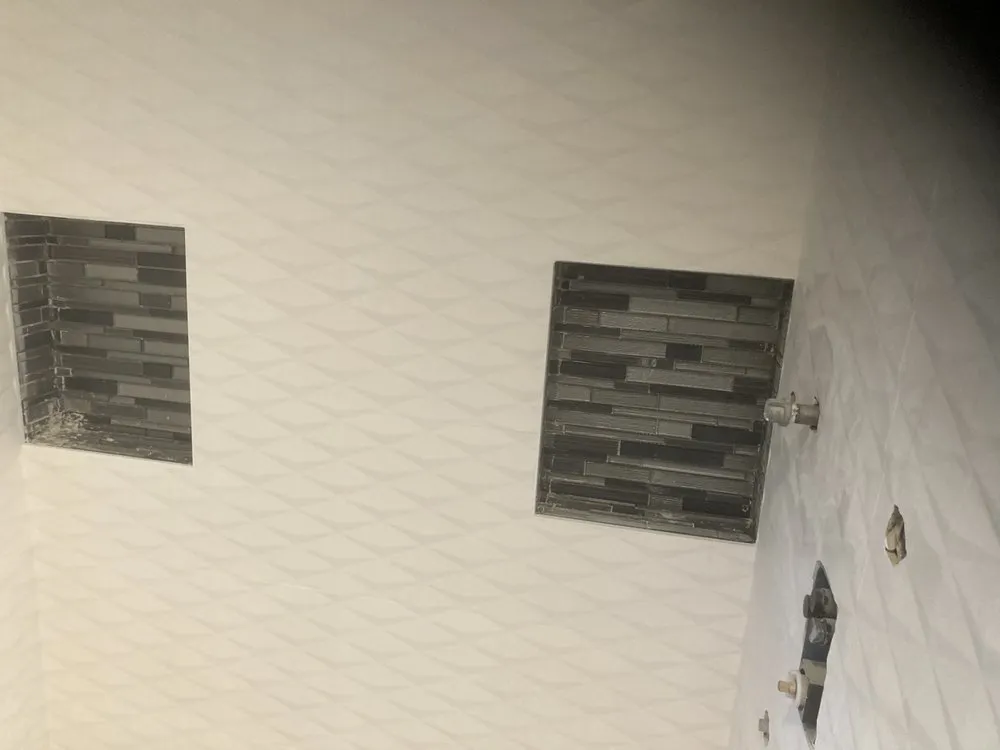 Slide of Issa Construction