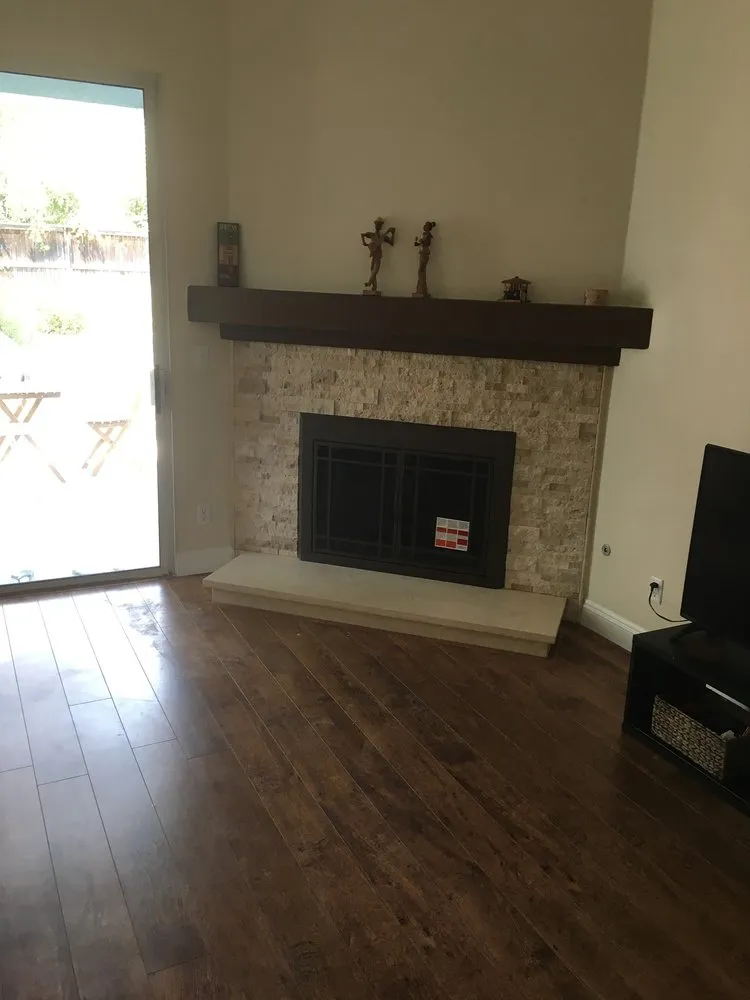 Slide of Issa Construction