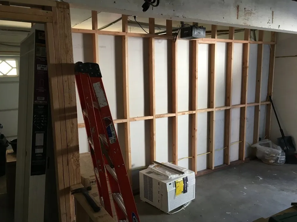 Slide of Issa Construction