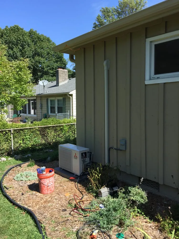 Slide of Issa Heating & Cooling & Plumbing