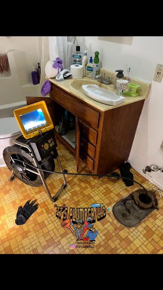 Slide of It's Plumber