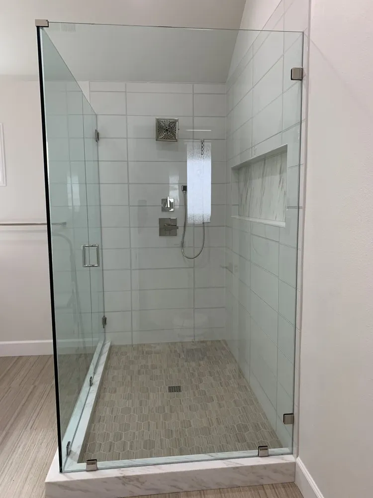 Slide of Ixtapa Construction