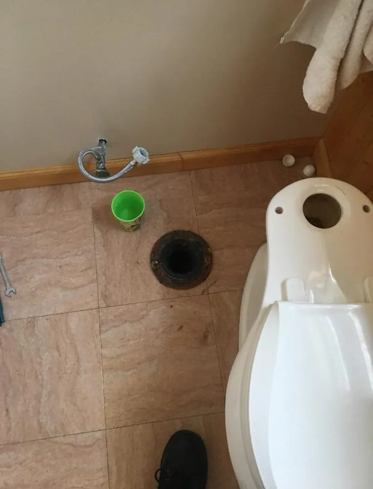 Emergency emergency plumbing experts serving Long Island, NY - J & C Plumbing & Drain Cleaning
