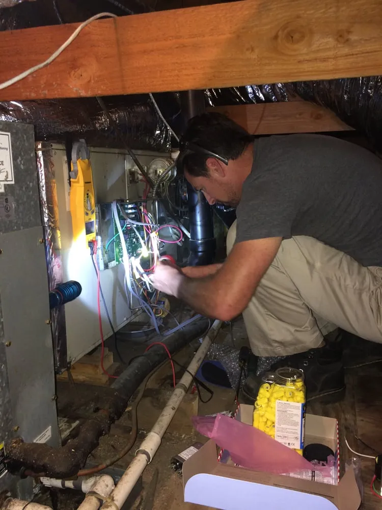 Quality emergency plumbing for homes in Huntington Beach, CA by J & L Air Conditioning