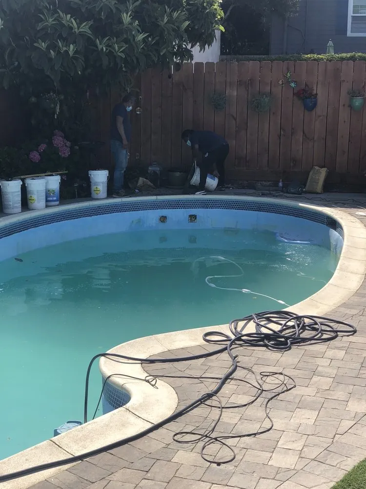 Slide of J and B Leakfinders