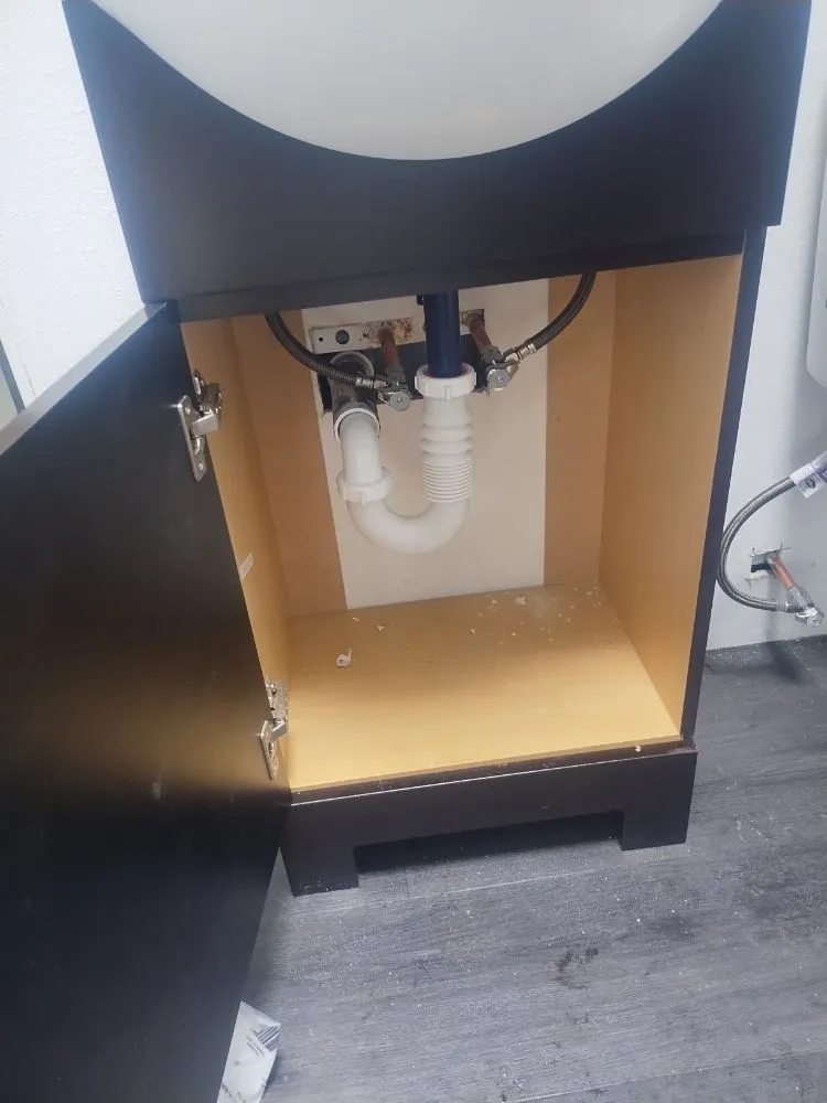 Slide of J and M Handyman