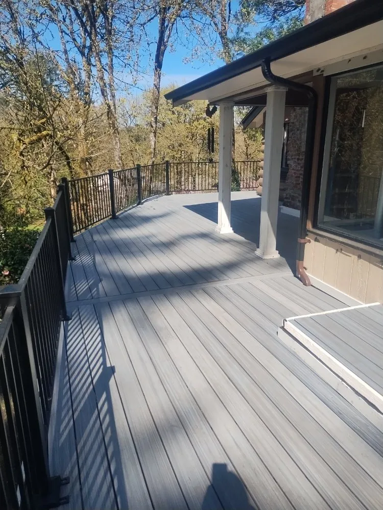 Slide of J and M Handyman