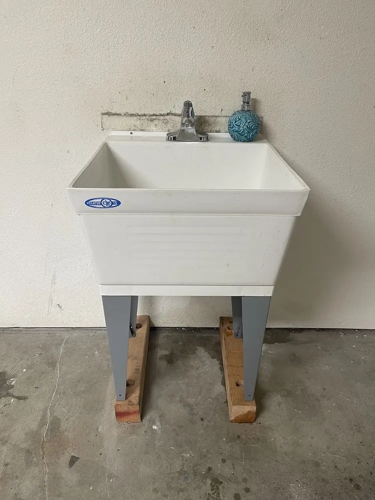 Slide of J B Lind Plumbing Company