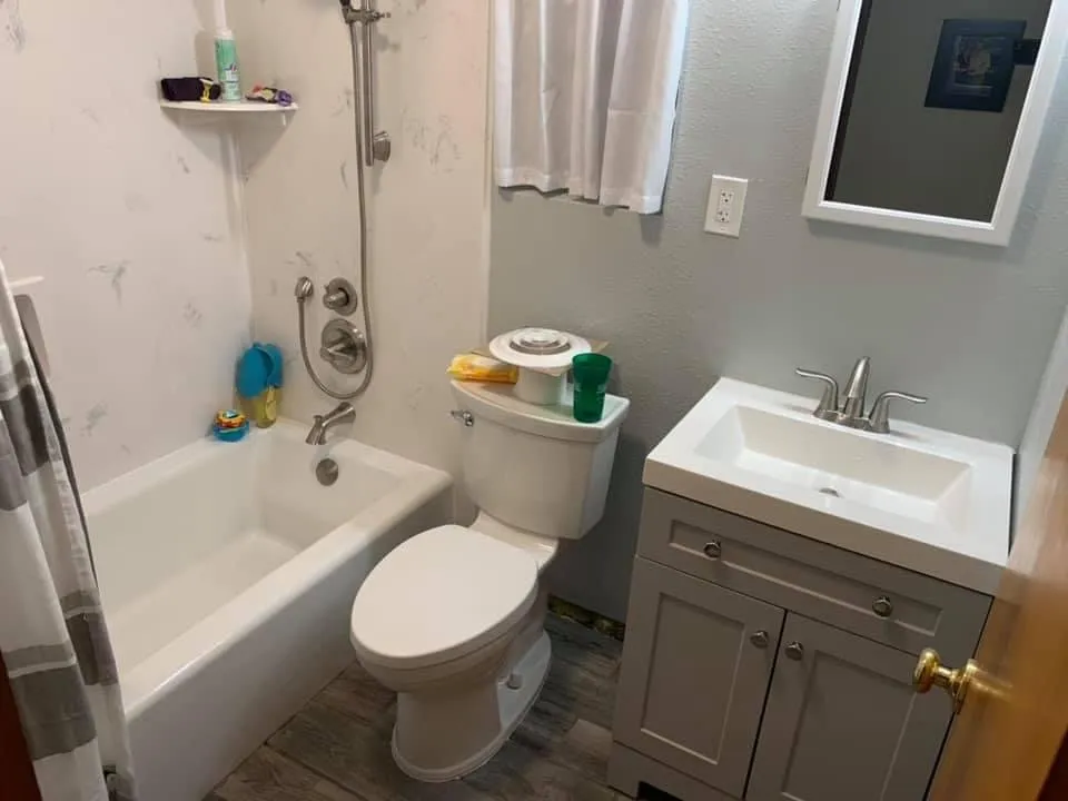 Slide of J Chin's Plumbing