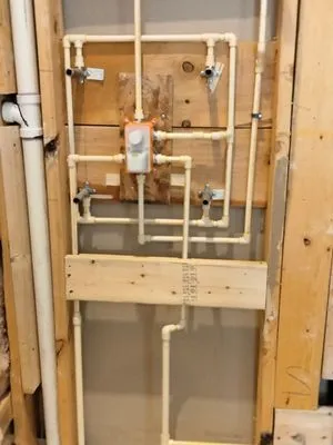 J Cortez Remodeling LLC Logo