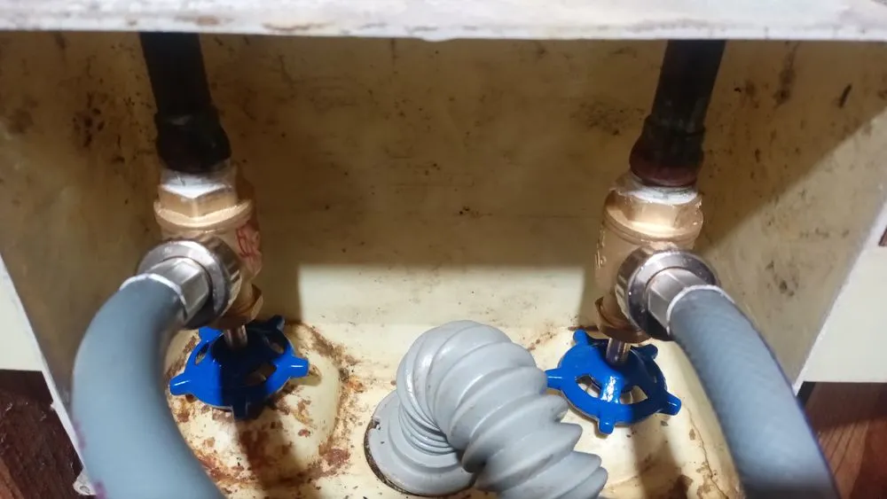 Slide of J Lo Plumbing