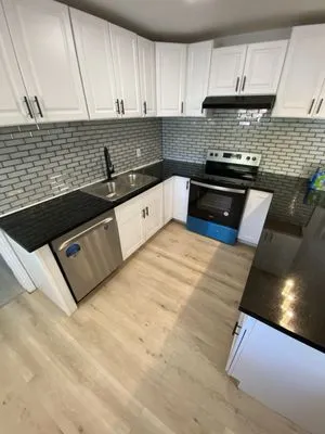 J Martinez Construction Logo