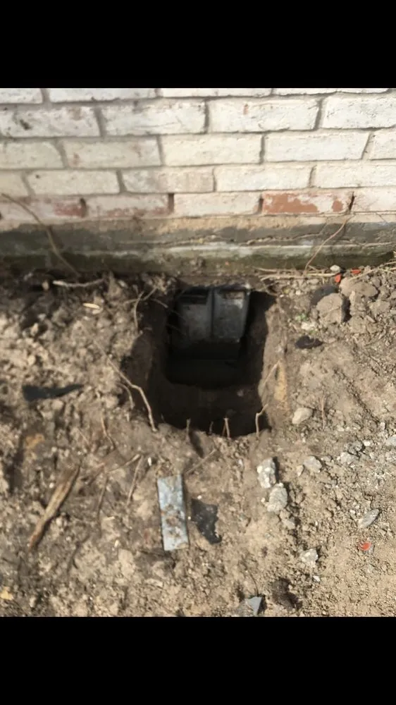 Slide of J R Foundation Repair