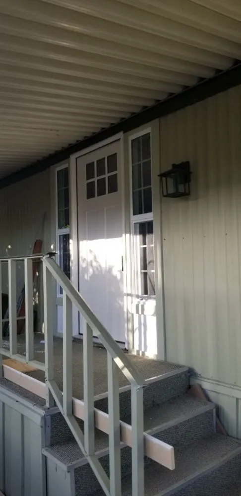 Slide of Jaguar Construction