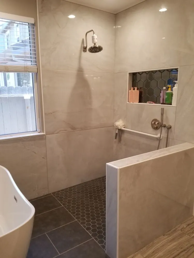 Slide of Jaguar Construction