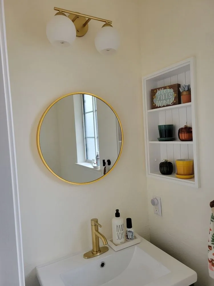 Slide of Jaime Handyman