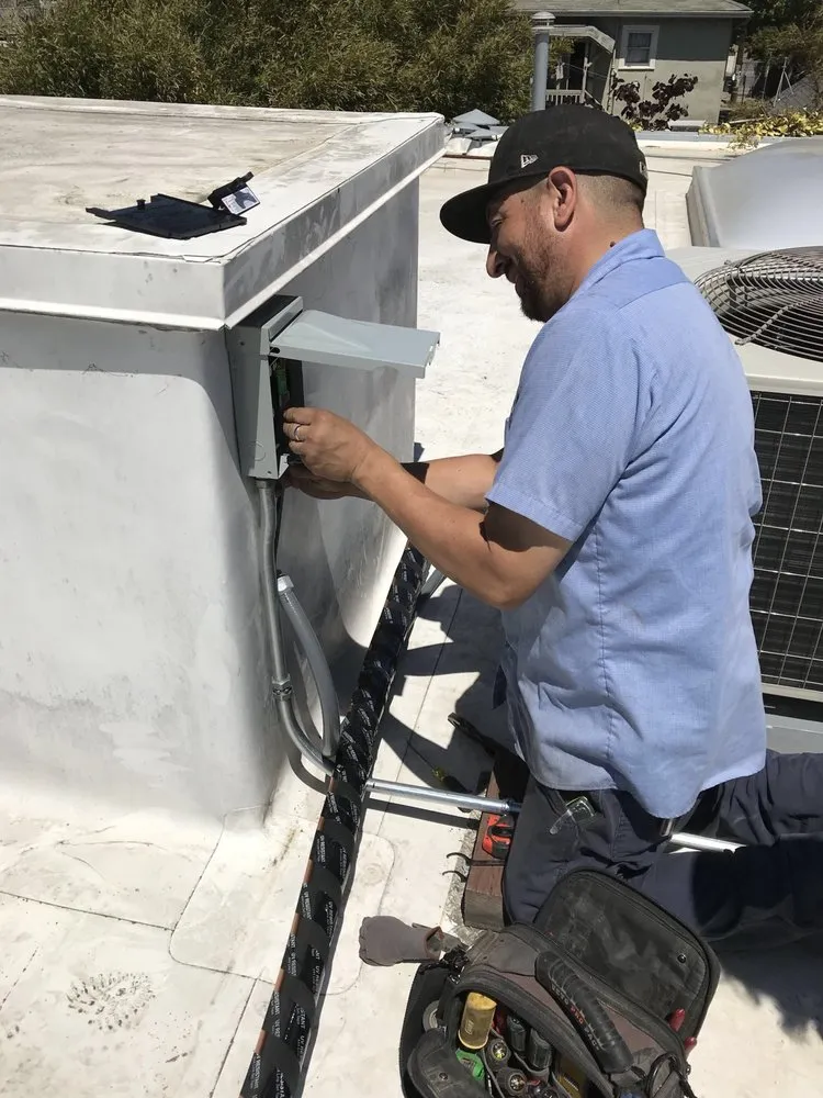 Slide of Jason Dodson Handyman